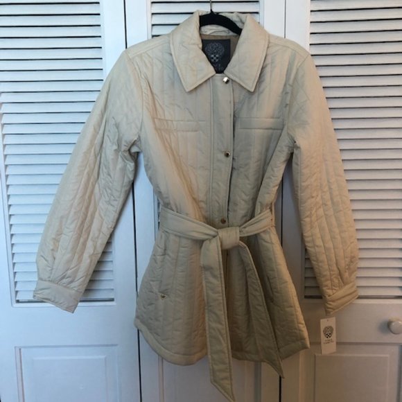 Vince Camuto Quilted Jacket Off-White w/ Gold & Gold Tone Hardware Size M- NWT - Picture 3 of 9